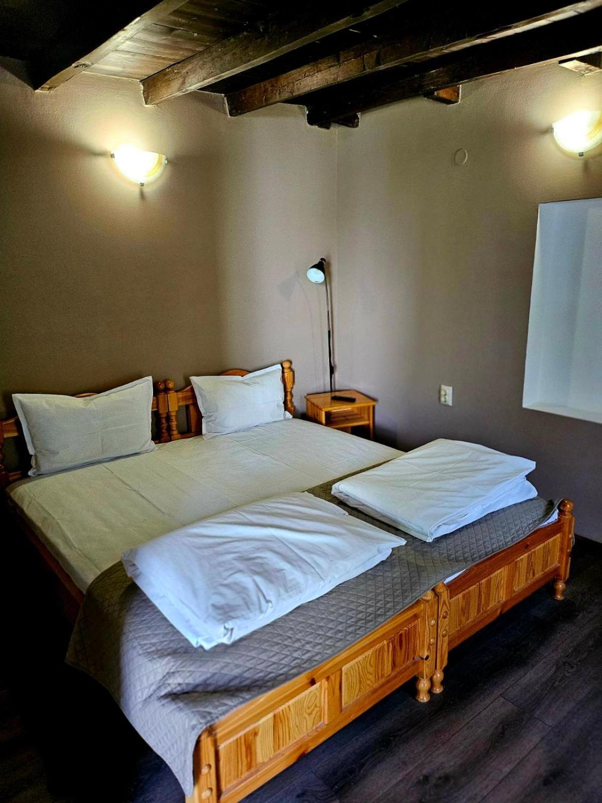 Orehite-Family Hotel ,Food & Pool Bozhichen 外观 照片