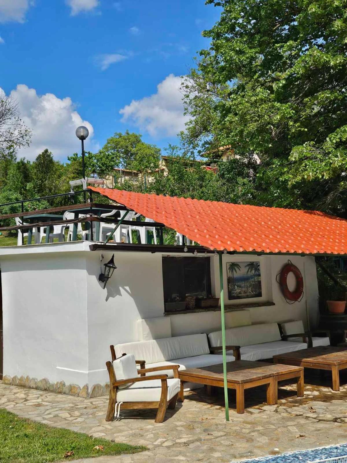 Orehite-Family Hotel ,Food & Pool Bozhichen 外观 照片
