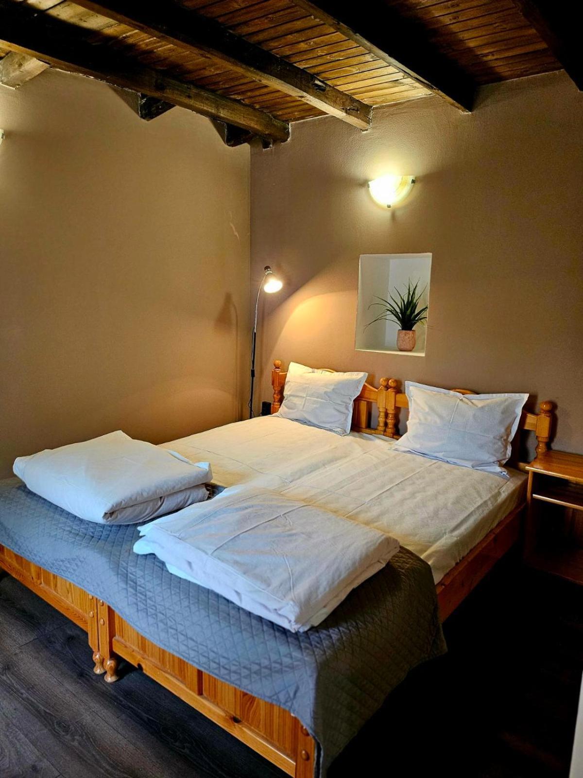 Orehite-Family Hotel ,Food & Pool Bozhichen 外观 照片