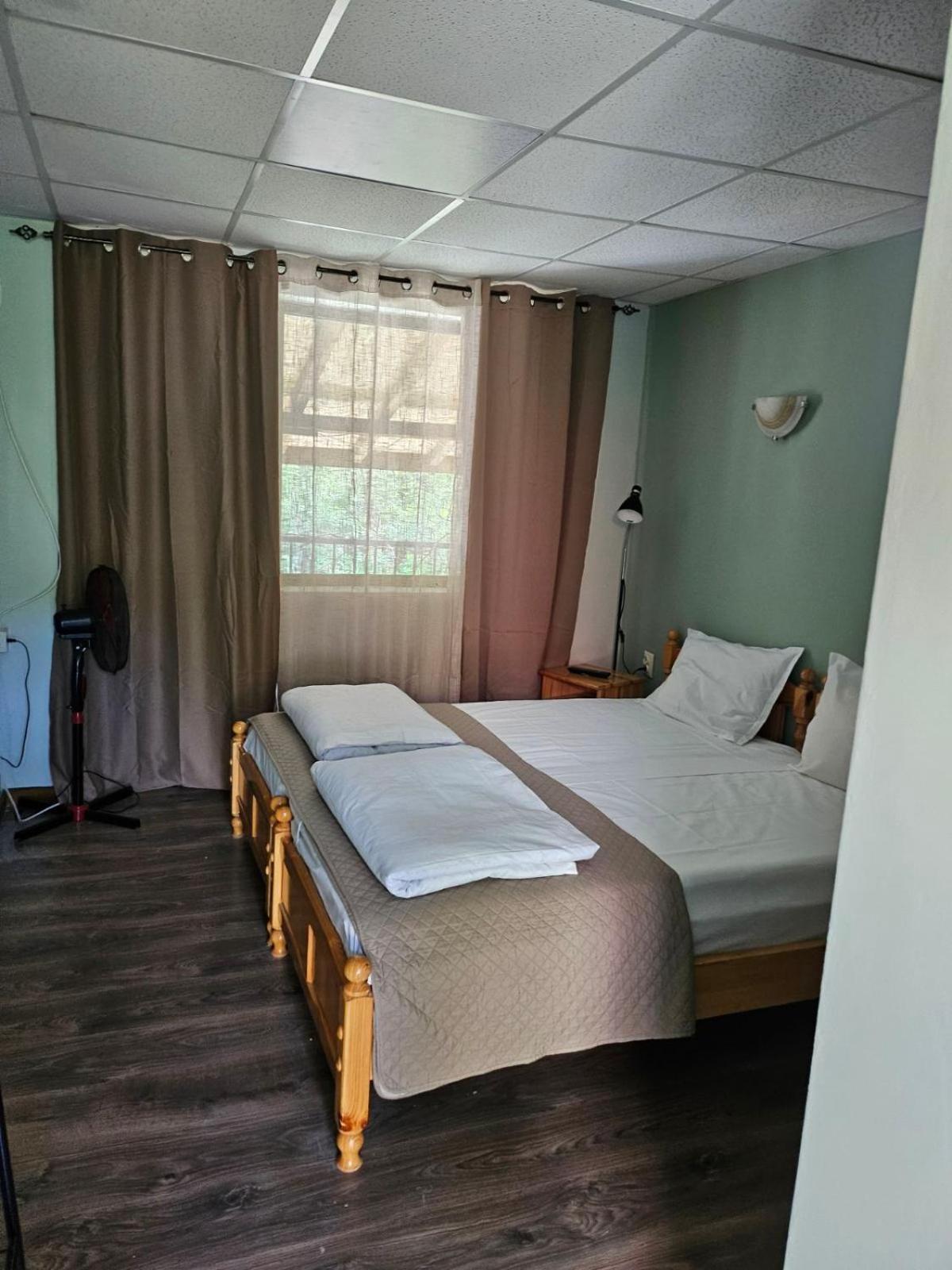 Orehite-Family Hotel ,Food & Pool Bozhichen 外观 照片