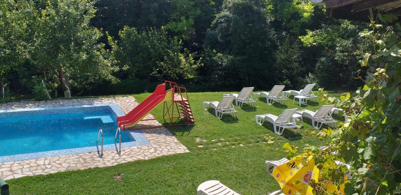 Orehite-Family Hotel ,Food & Pool Bozhichen 外观 照片